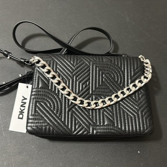 Dkny Handbags - DKNY signature leather black tote and crossbody bag with silver chain